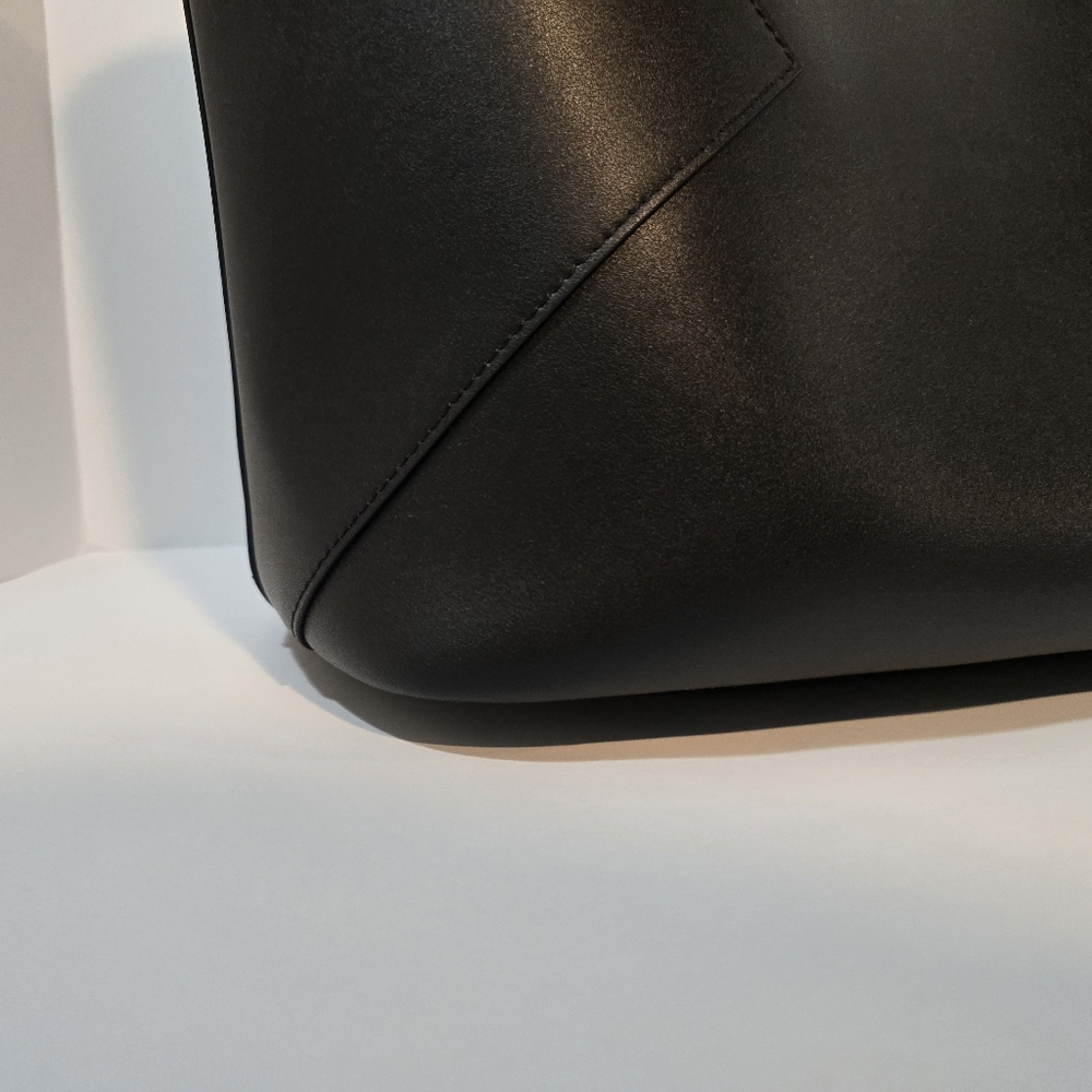 Givenchy Winged Leather Tote - Picture 11 of 16